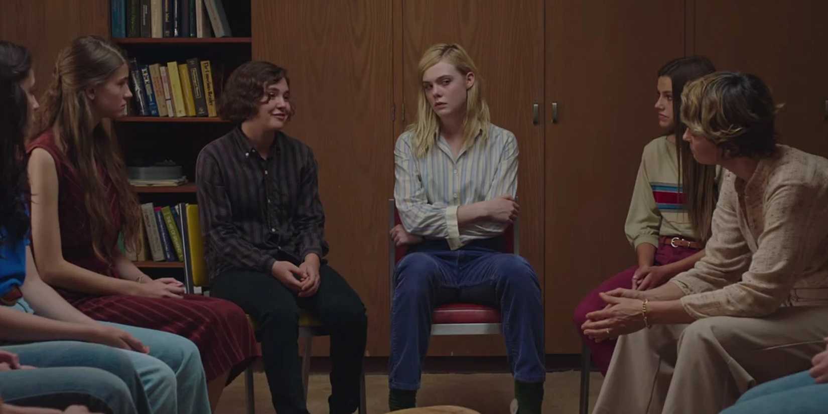 Elle Fanning in a therapy session in 20th Century Women