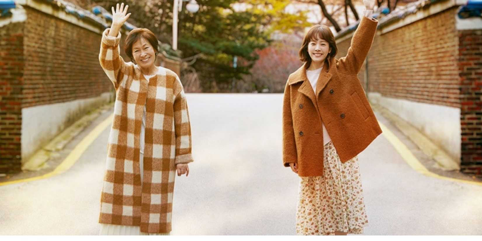 Two women waving in The Light In Your Eyes