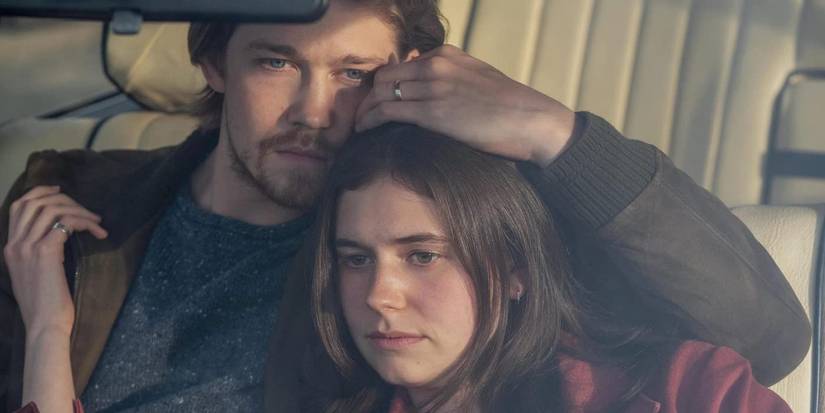 conversations-with-friends-joe-alwyn-alison-oliver-feature