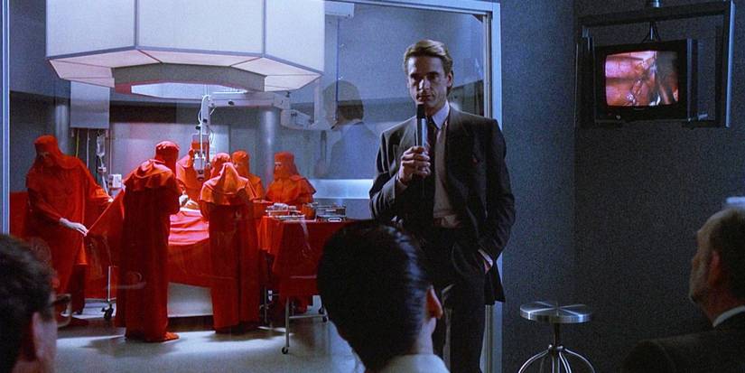 'Dead Ringers' Review: Cronenberg Disturbs With This Twisted Twin Thriller