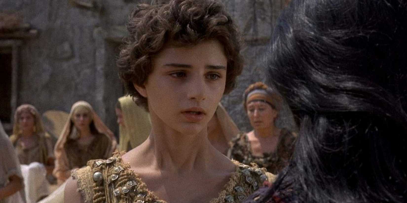 Tatiana Papamoschou gives a moving performance in 'Iphigenia' (1977)