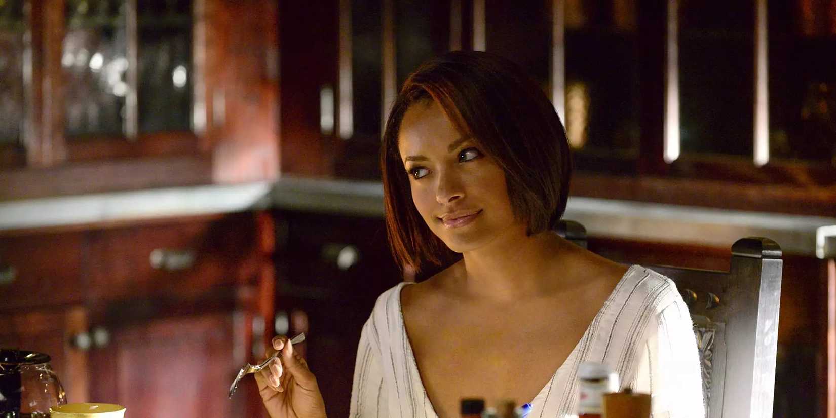 Kat Graham as Bonnie in The Vampire Diaries