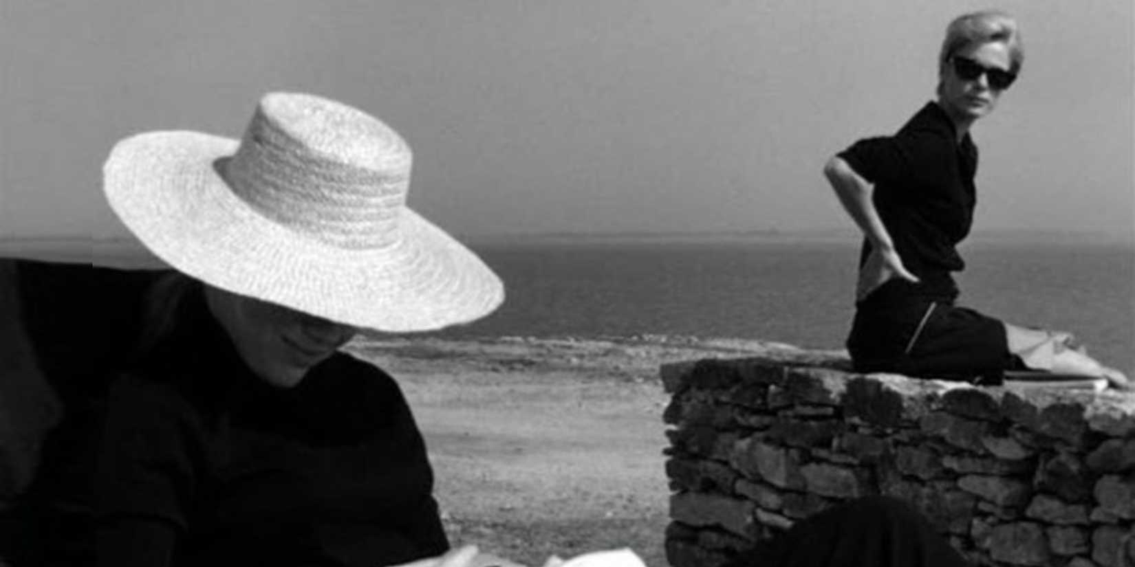 A woman turning back to look at another woman in Persona (1966)