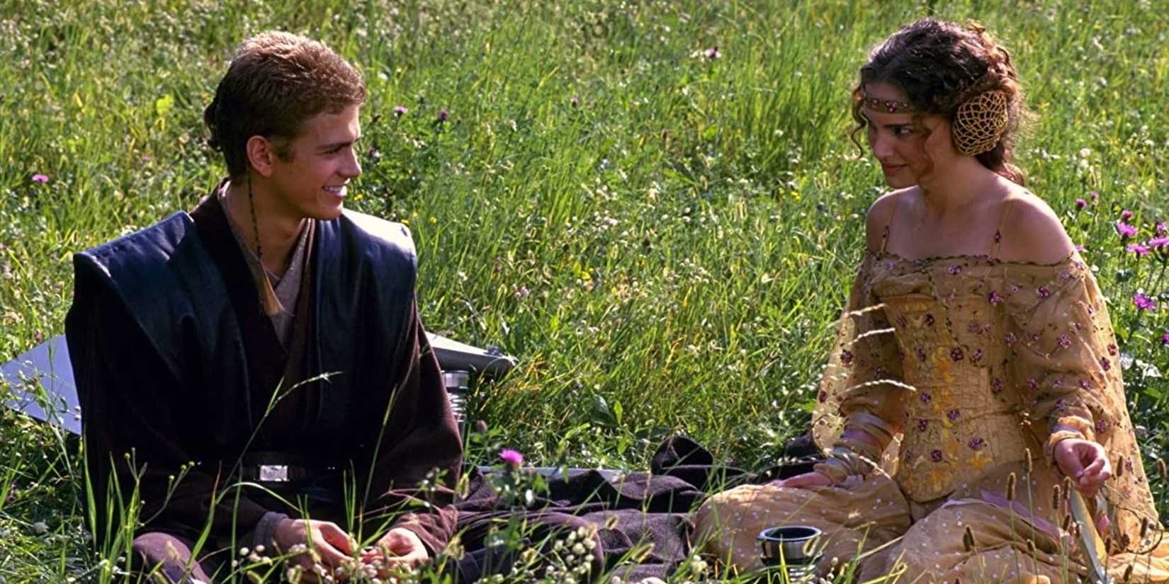 Anakin Skywalk (Hayden Christensen) and Padme Amidala (Natalie Portman) enjoy a picnic in Naboo meadow
