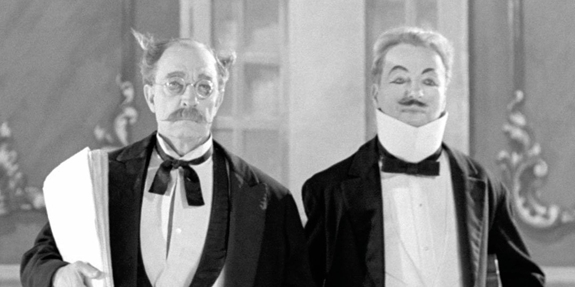 The Master of Slapstick: Charles Chaplin's 10 Funniest Scenes