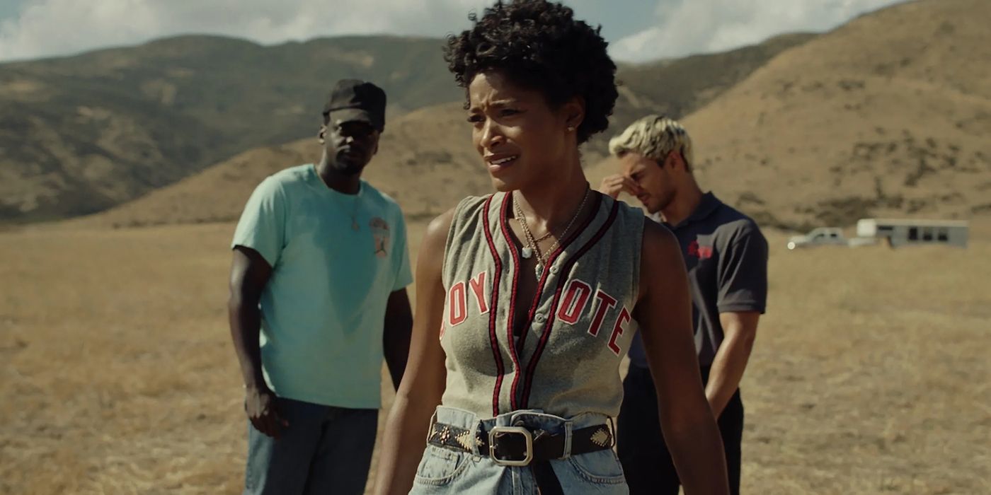 The cast of Nope in the desert