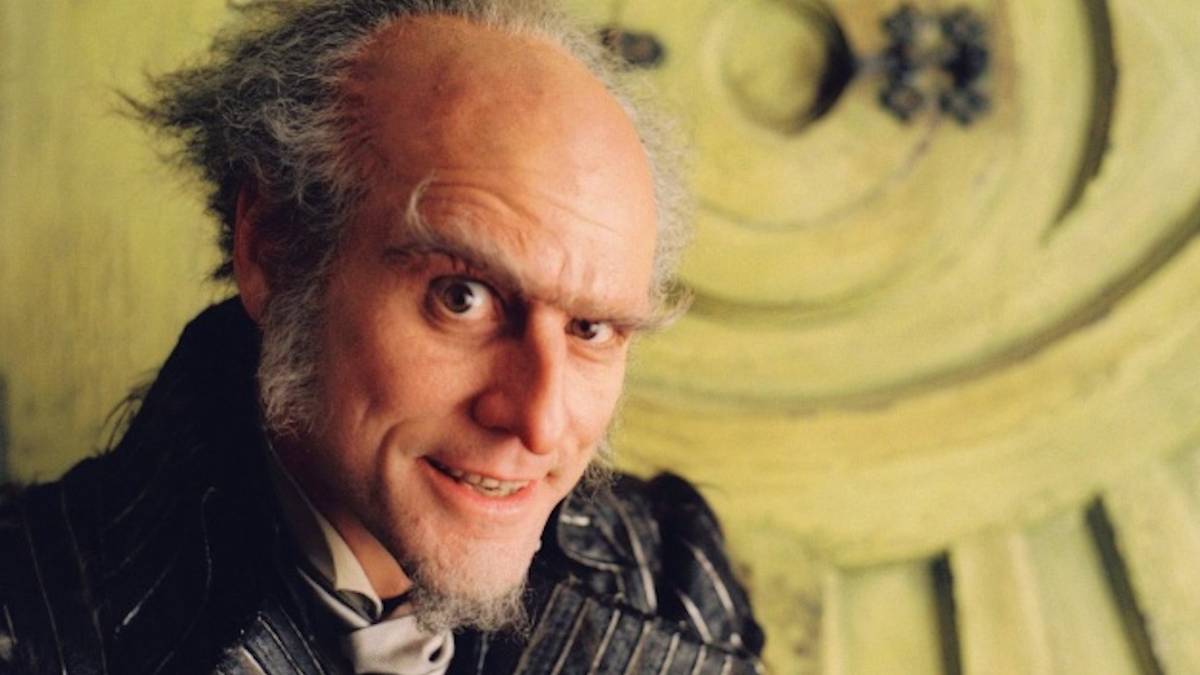 A Series of Unfortunate Events Captures Lemony Snicket's Macabre Aesthetic