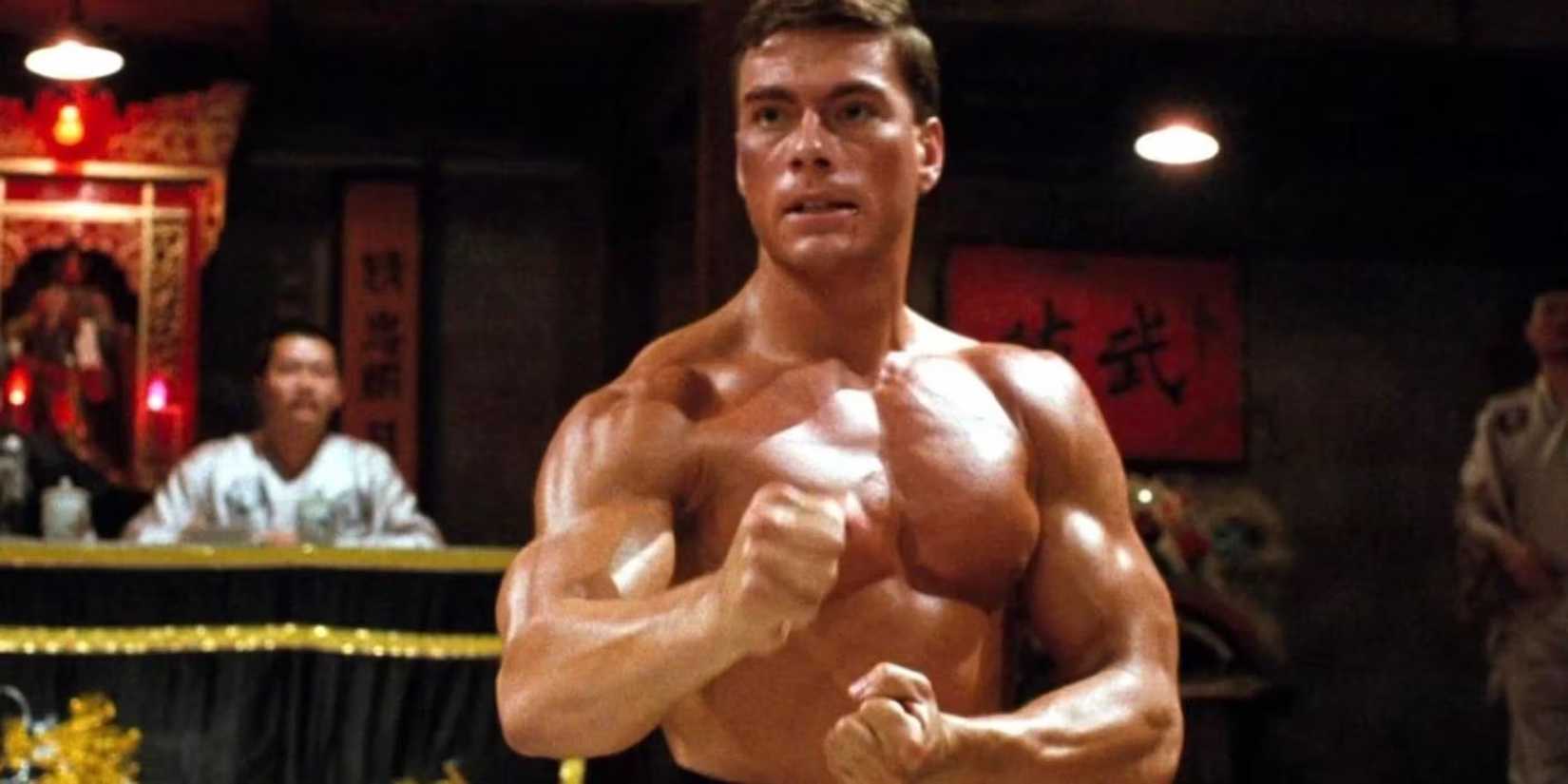 Jean Claude Van Damme as Jurt Sloane shirtless ready to fight in Kickboxer