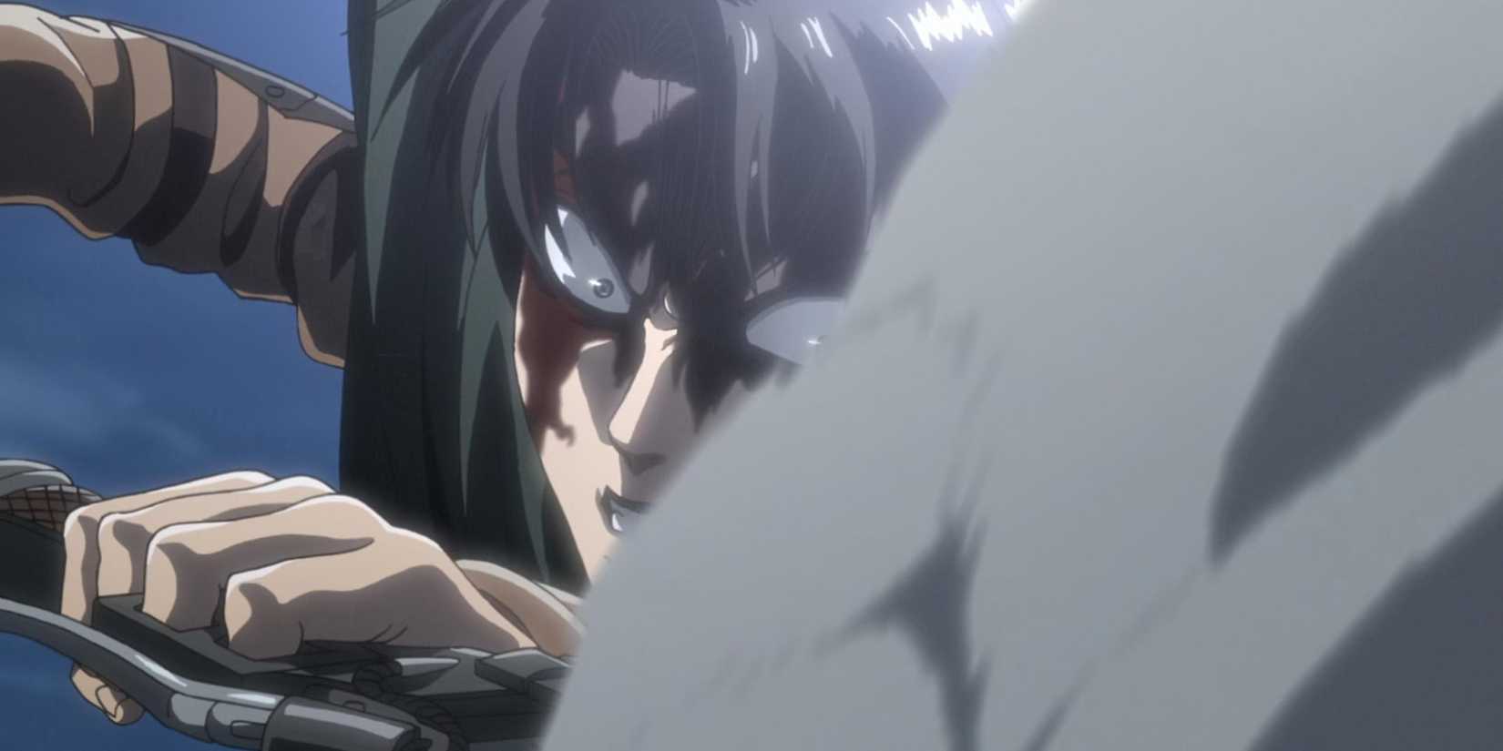 Wajah berlumuran darah diselimuti asap, pemiliknya memegang pedang di Attack on Titan.