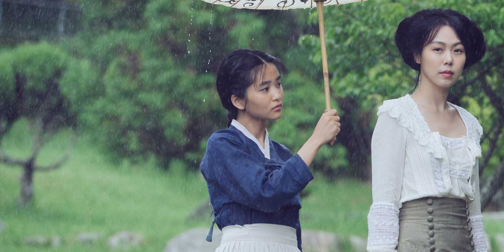 Kim Tae-ri and Kim Min-hee in 'The Handmaiden'