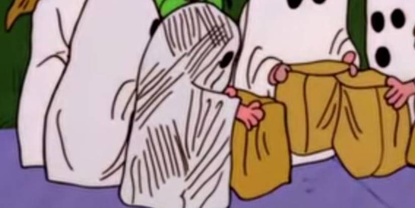 charlie brown dressed as a ghost Peanuts ReAction
