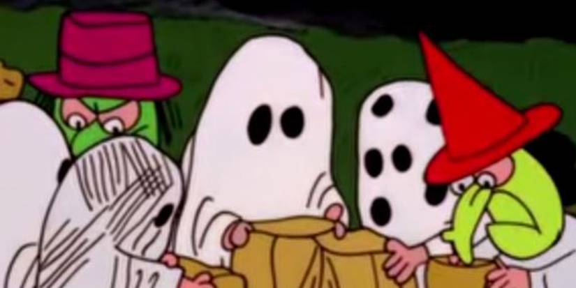 charlie brown dressed as a ghost It's the Great Pumpkin, Charlie Brown Halloween Gang Hoodie XS