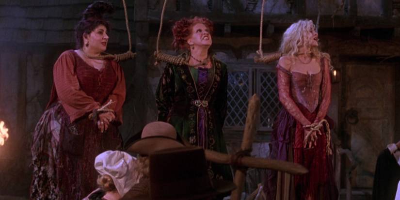Bette Midler, Sarah Jessica Parker, and Kathy Najimy in 'Hocus Pocus'