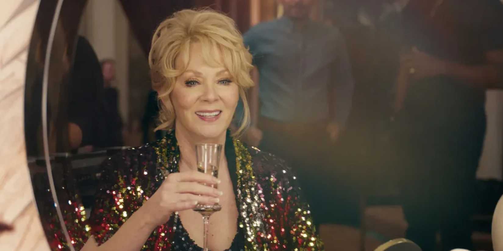Jean Smart in Hacks, sitting at a dressing room mirror