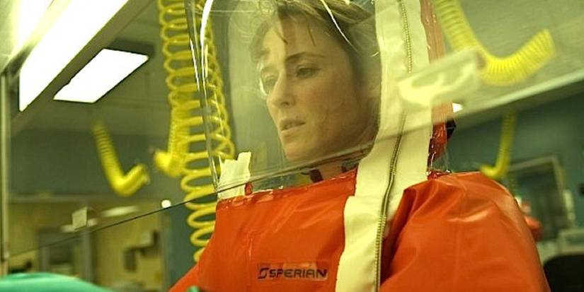 Jennifer Ehle wears as hazmat suit as Dr. Ally Hextall in Contagion (2011)