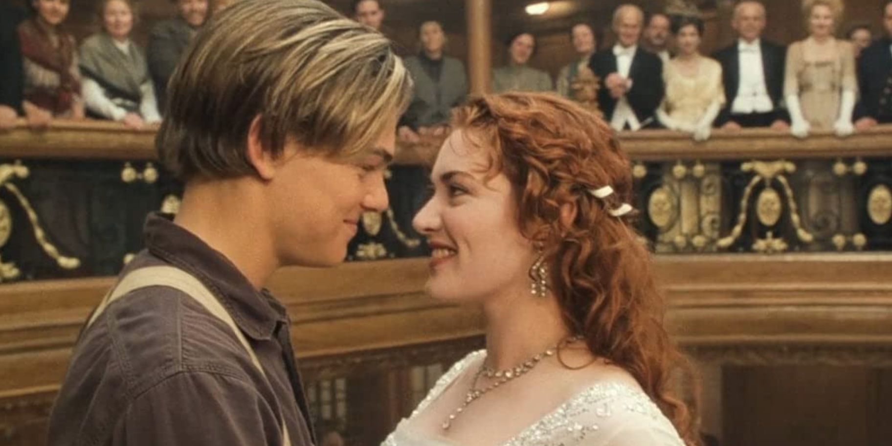 Leonardo DiCaprioa and Kate Winslet in 'Titanic'