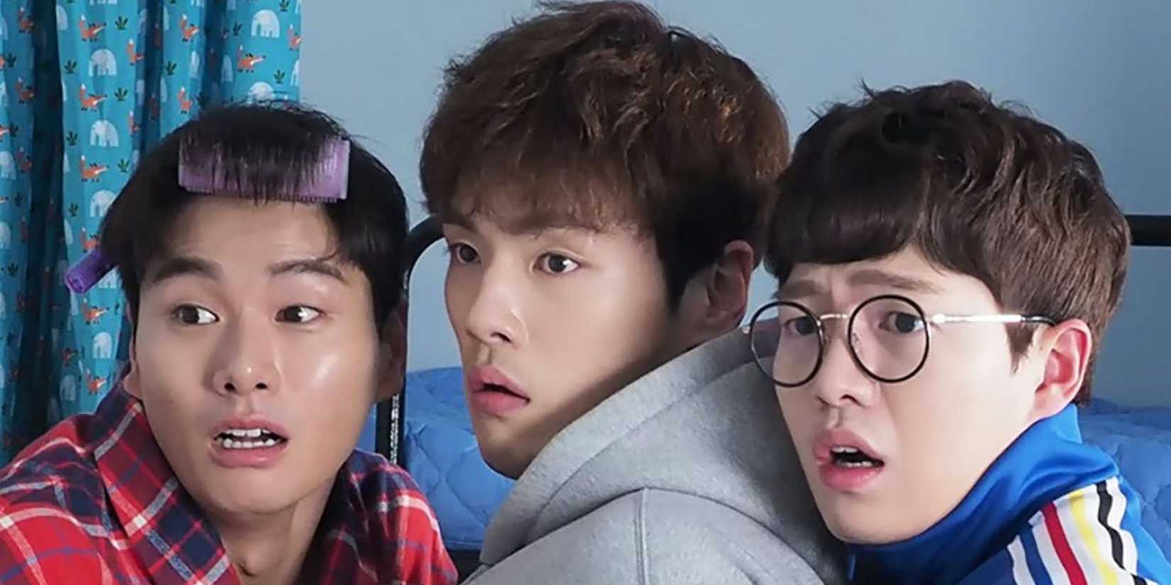 Kim Jung-hyun, Lee Yi-kyung and Son Seung-won from Welcome To Waikiki standing together looking nervous.