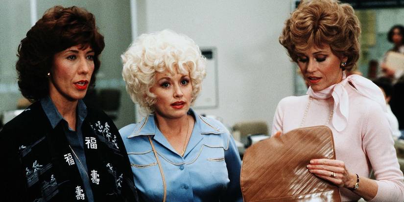 Lily Tomlin, Dolly Parton and Jane Fonda next to each other in in 9 to 5