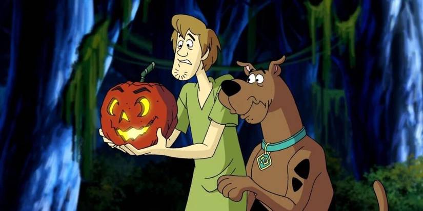 Scooby and Shaggy with Jack O'Lantern in 'Scooby Doo and the Goblin King.'