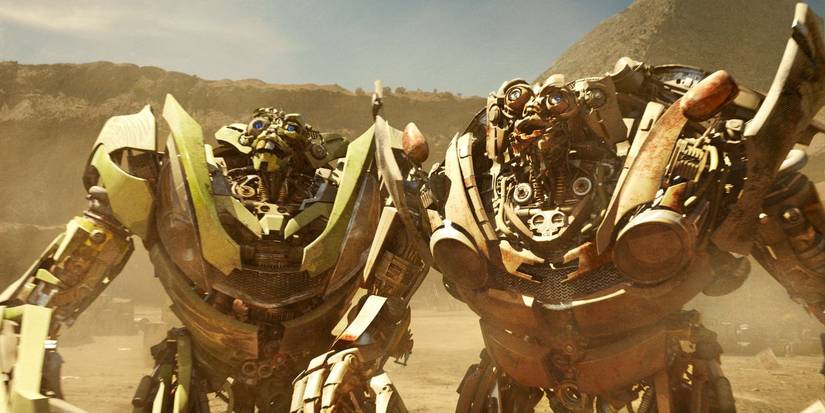 10 Movies That Got Bad Reviews and Became Blockbusters