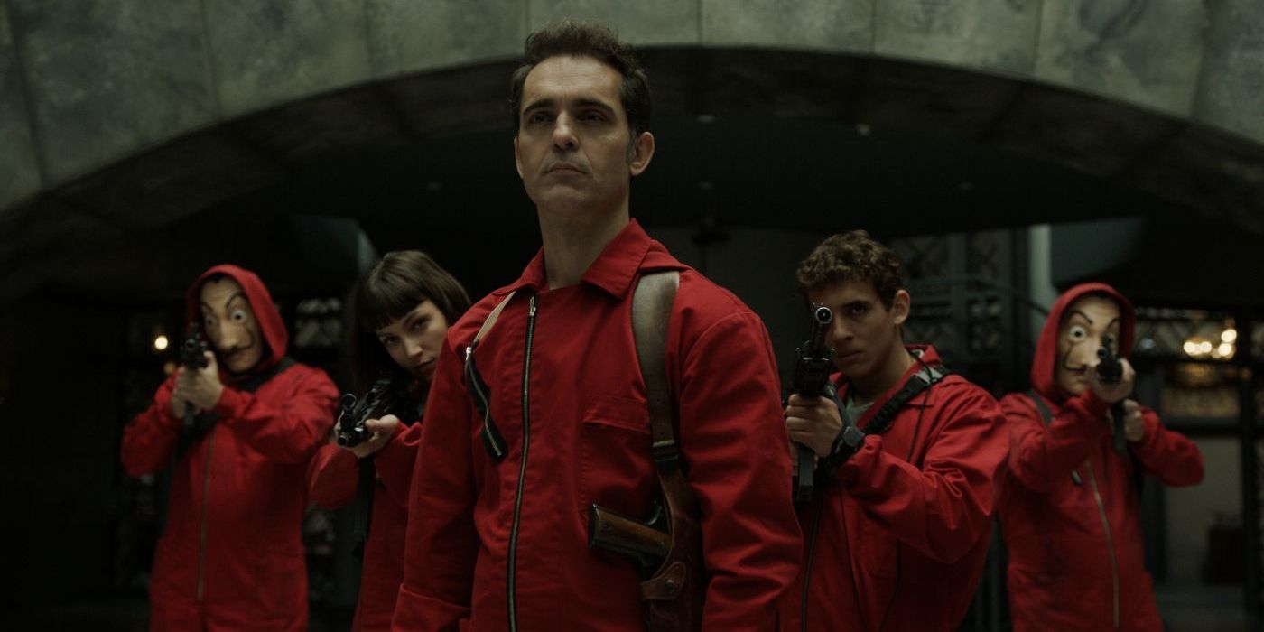 From 'Money Heist' To 'Murder Mystery 2,' Actor Enrique Arce Sets