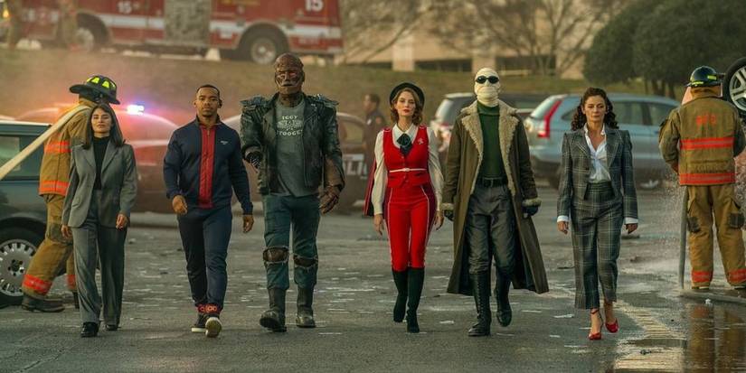 Doom Patrol Sezon 4'ün oyuncu kadrosu