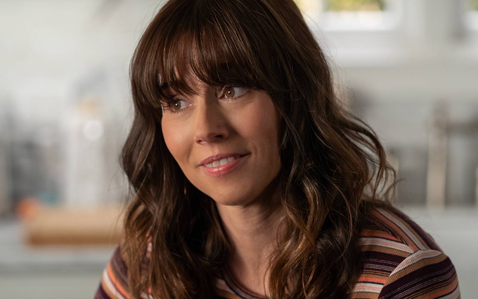 From 'Bloodline' to 'Dead to Me': 10 Essential Linda Cardellini  Performances Throughout Her Acting Career, image size:1600x1000