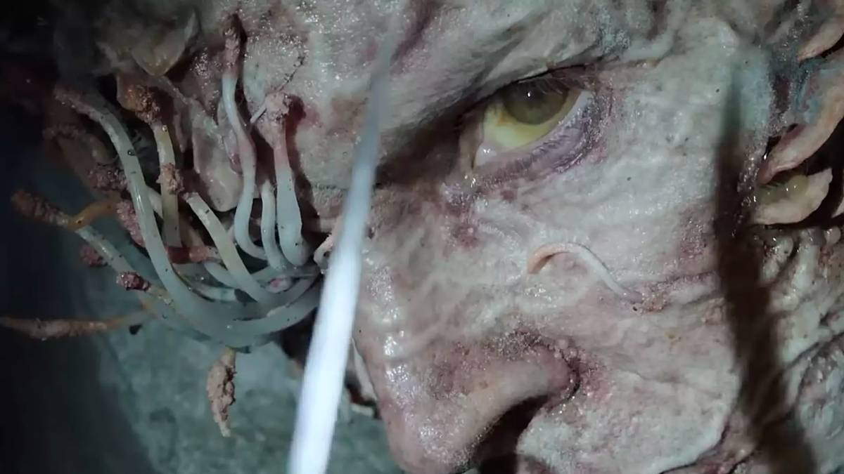 Bloody Zombie Sclera Contacts - PsEYEche, image size:1200x675