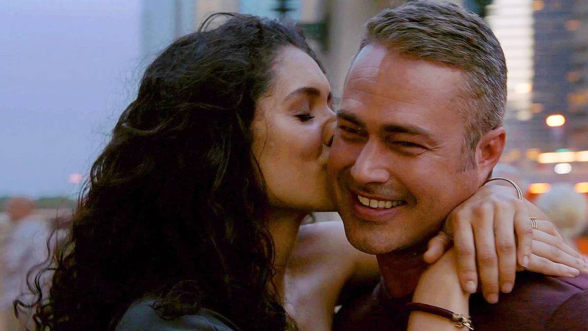 Chicago Fire: Taylor Kinney Taking Leave of Absence