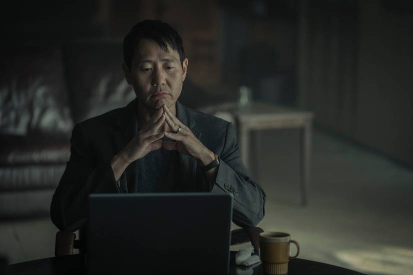 'Rabbit Hole:' Charles Dance & Meta Golding on Conspiracies, Twists & More