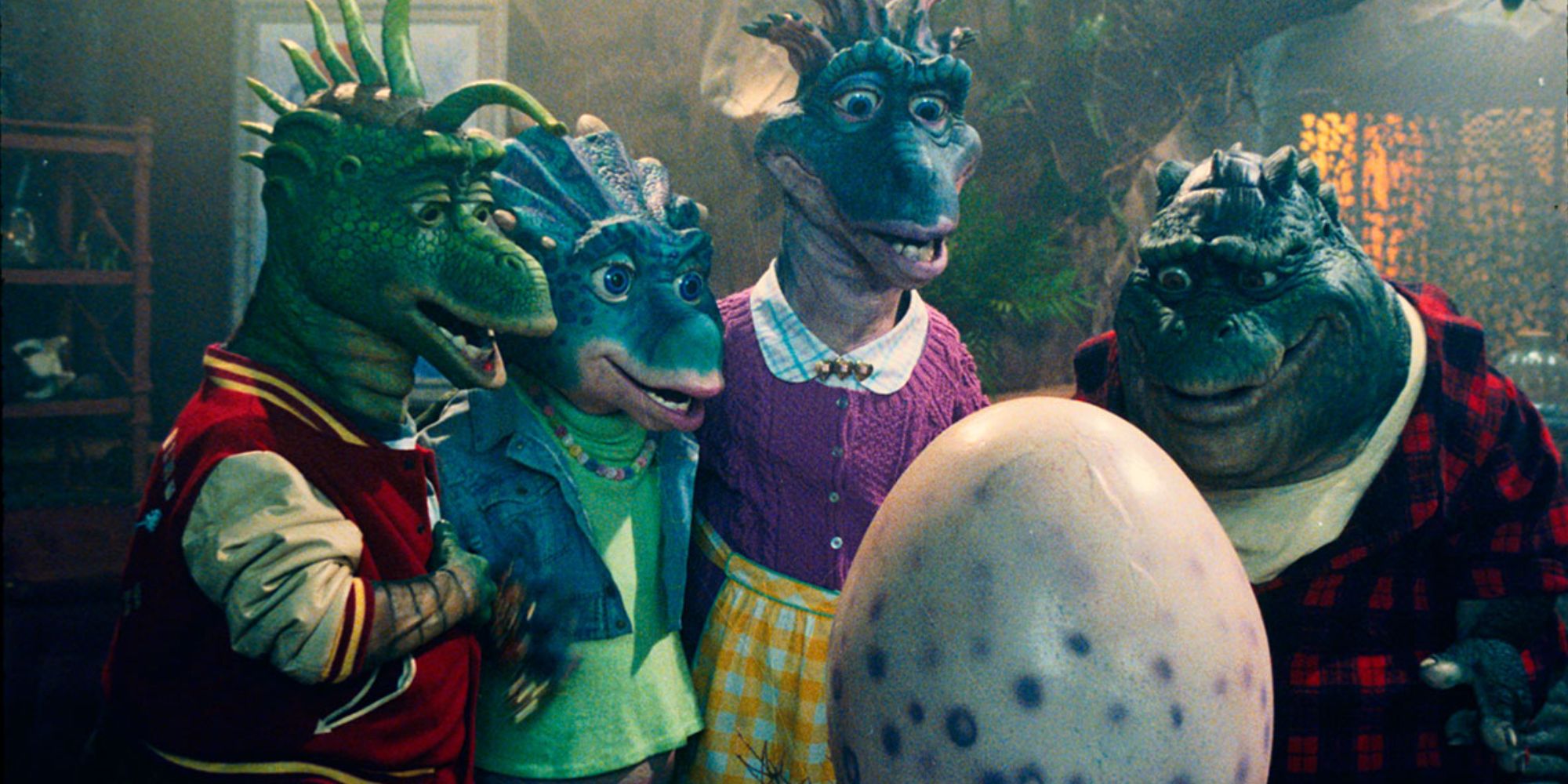 The Sinclair Family waiting for Baby to come out of a giant egg on Dinosaurs