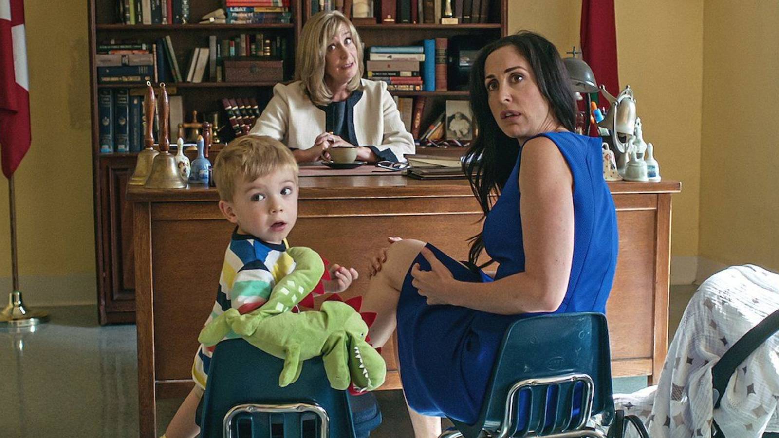 This Laugh-Out-Loud, Hilariously Messy Sitcom Is the Perfect Binge for ‘Girls’ Fans