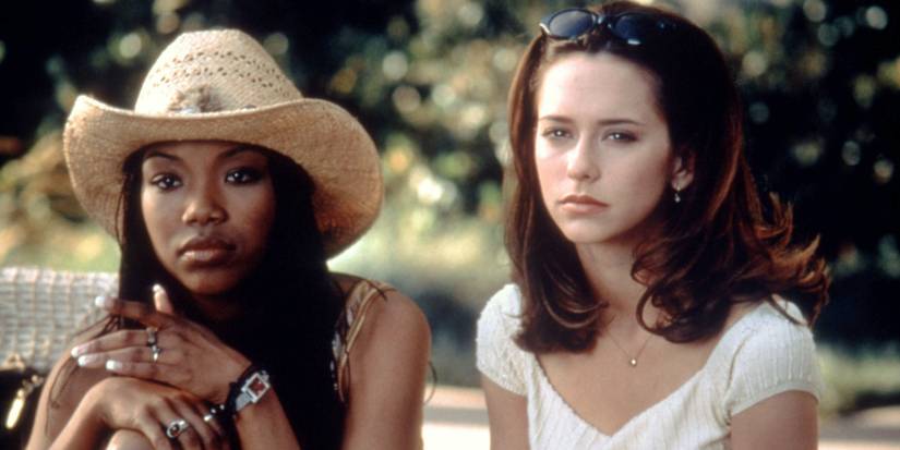 Brandy and Jennifer Love Hewitt in  Still Know What You Did Last Summer