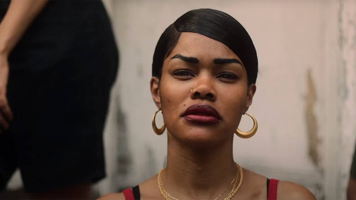 Before Leonardo DiCaprio's 'One Battle After Another', His Co-Star's Drama is a Must-See