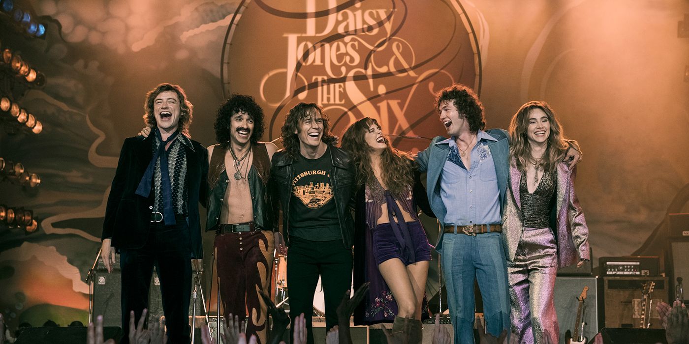 Josh Whitehouse, Sebastian Chacon, Sam Claflin, Riley Keough, Will Harrison, and Suki Waterhouse in Daisy Jones and The Six Episode 10