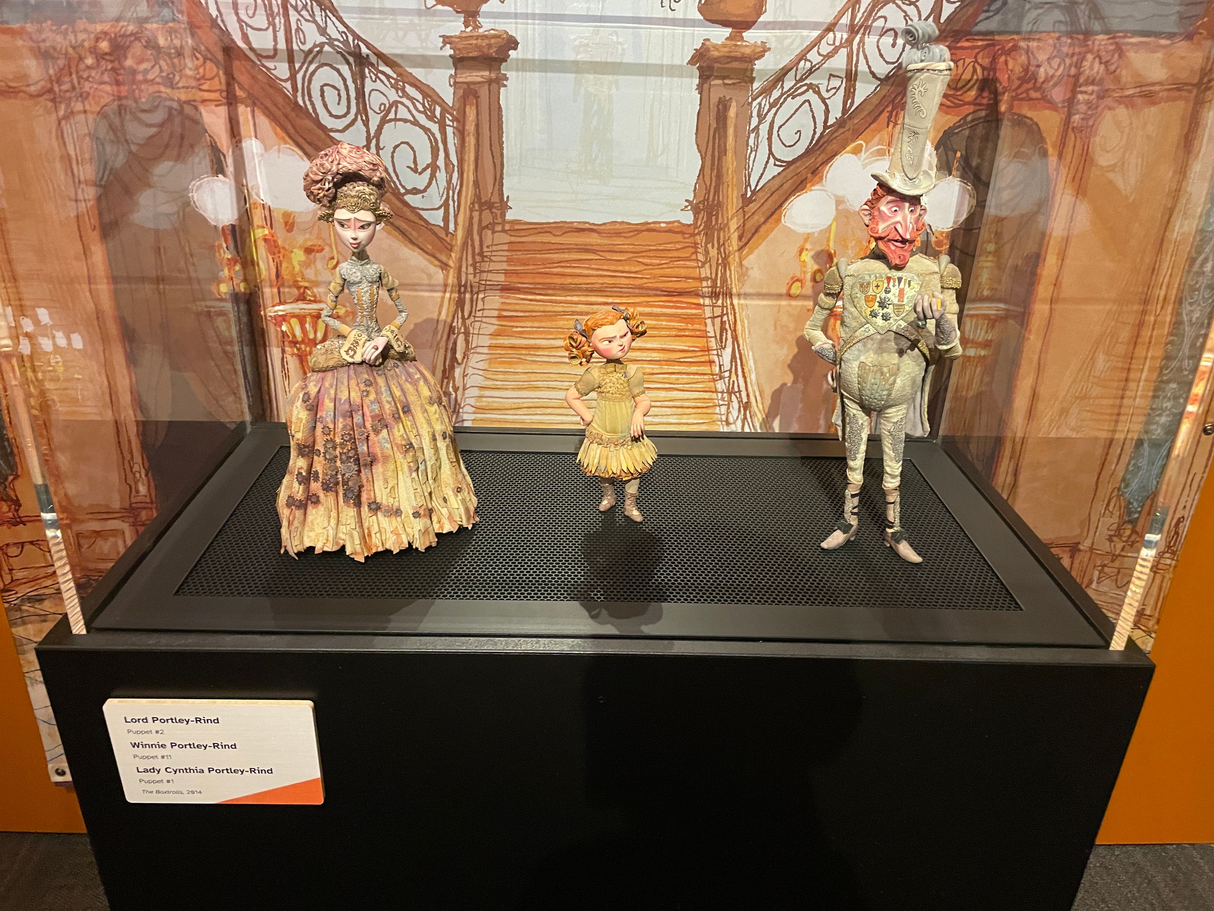 Marionnettes de Cynthia, Winnie et Charles des Boxtrolls sur Hidden Worlds : The Films of Laika