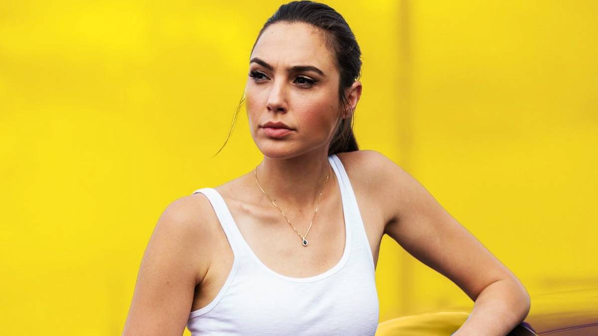 Keeping-up-with-the-joneses-Gal-Gadot