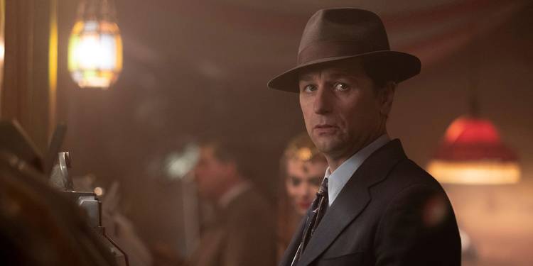 Matthew Rhys as Perry Mason in Season 2, Episode 2 of Perry Mason.