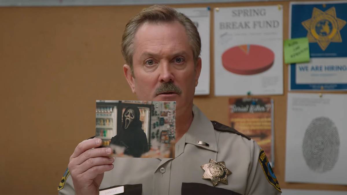 ‘Scream VI’ x ‘Reno 911’ Crossover Has Ghostface Targeted by Lt. Jim Dangle