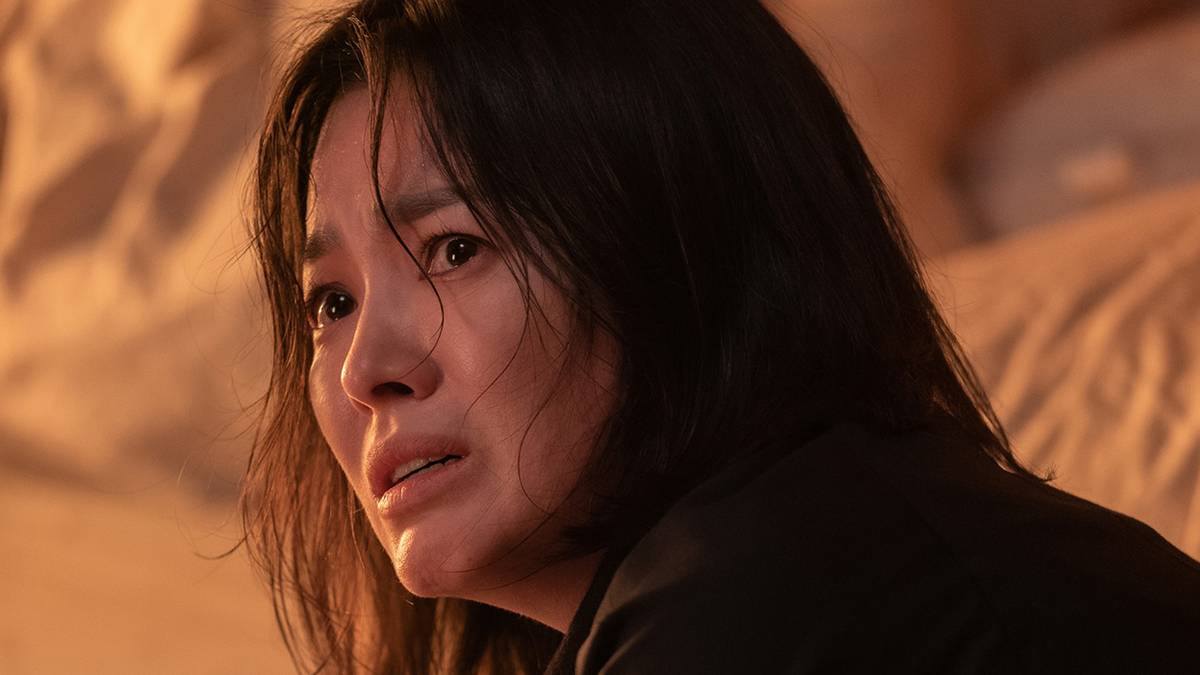 Dear Dolphin (환상속의 그대) 2013, image size:1200x675