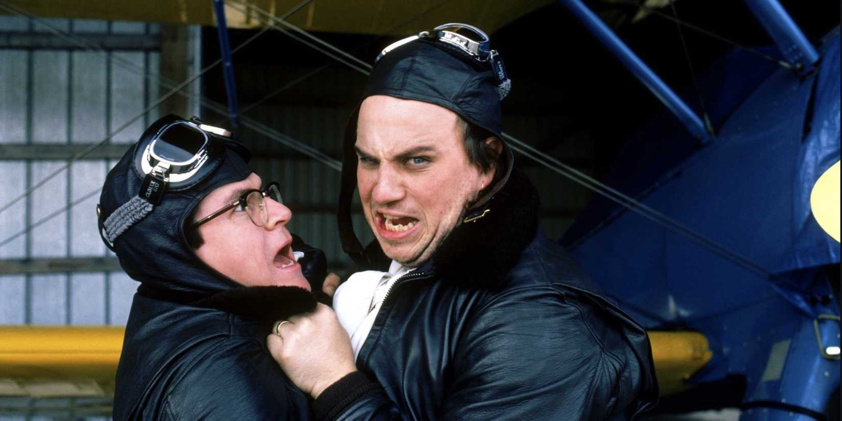 25 of Roger Ebert's Most Hated Zero-Star Reviews, image size:1650x825