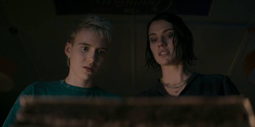 Lily Sullivan and Morgan Davies in Evil Dead Rise