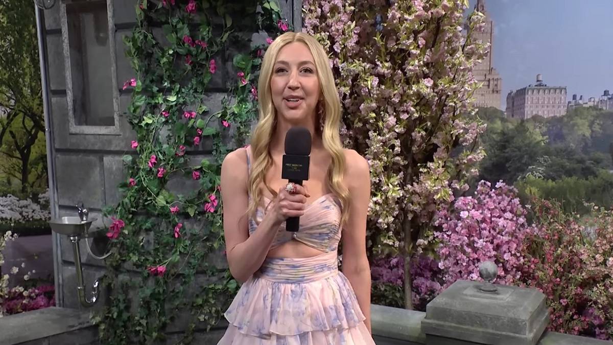 'SNL' Cold Open Celebrates the First Warm Day of the Year