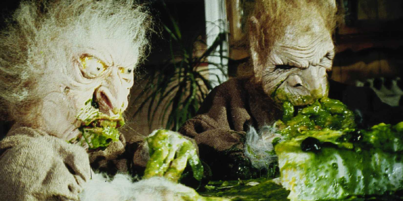Goblins eating in 'Troll 2' (1990)