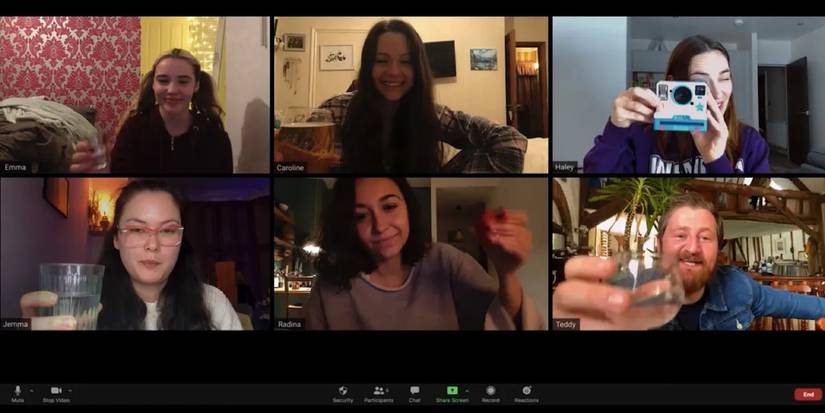 A zoom call between 6 friends in Host