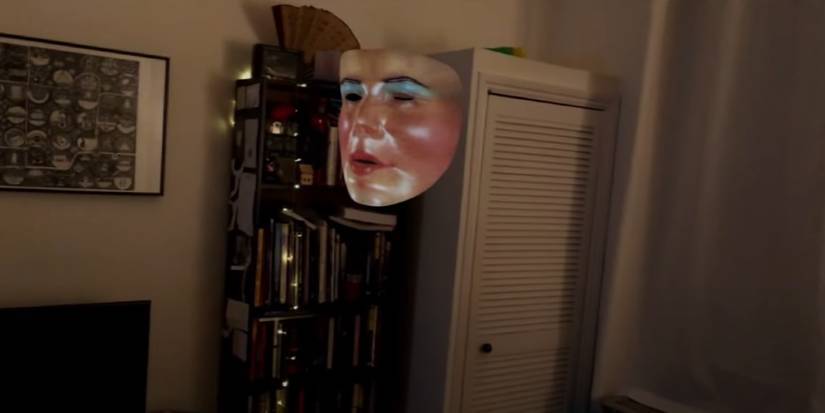 Host Horror Floating Mask