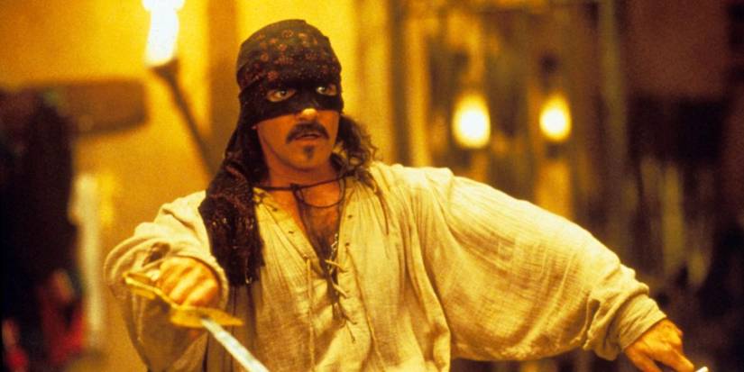 Antonio Banderas as Alejandro Murrieta in 'The Mask of Zorro'