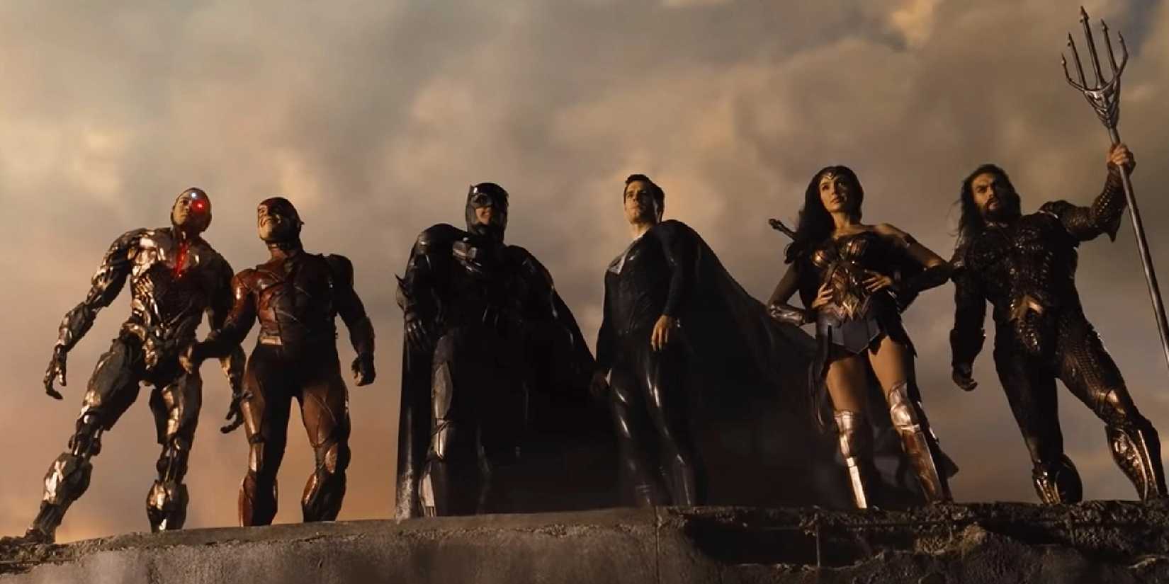 The Justice League lined up and looking to the distance in Zack Snyder's Justice League.