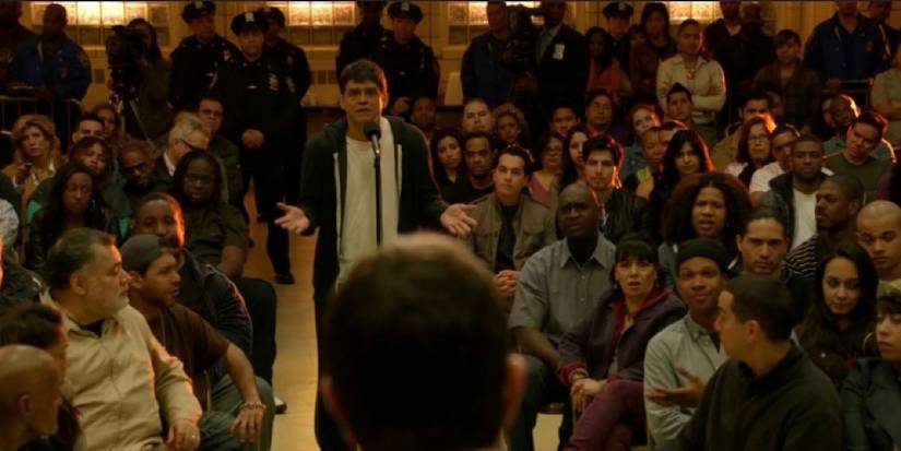 Bitterman projects tenants at Town Hall meeting.