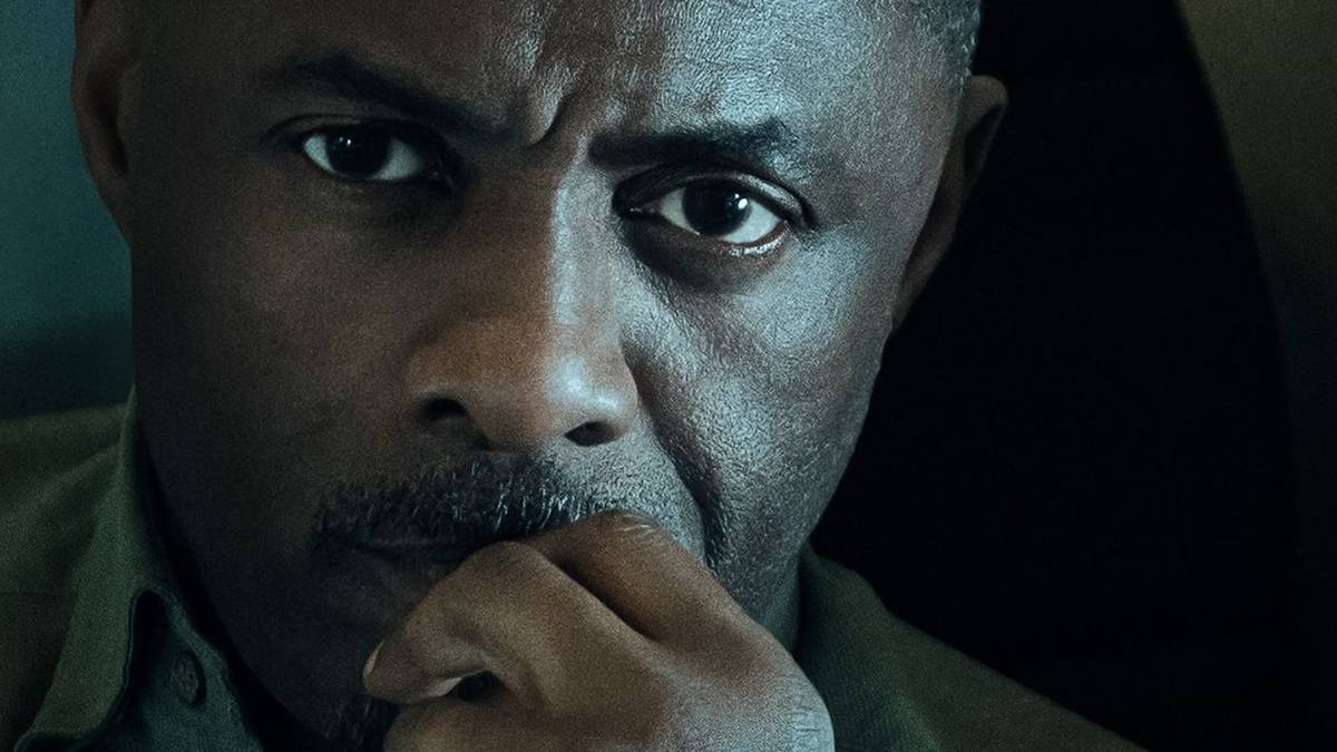 Idris Elba as Sam Nelson staring ahead intently on a cropped poster for Hijack